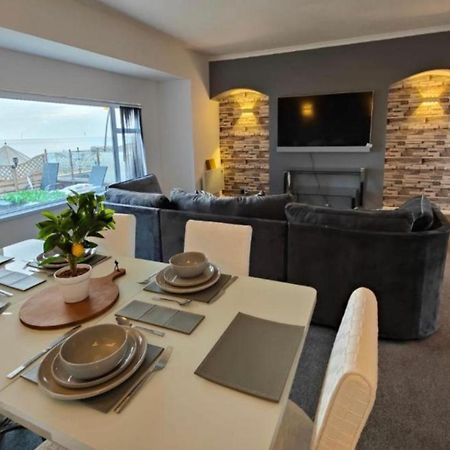 Sea View Apartment Large Balcony Whirlpool Bath 2 Bedrooms Sky Glass Tv Bridlington Exterior photo